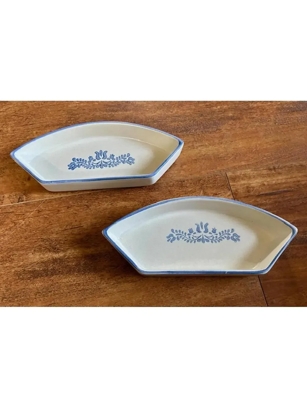 Vintage Pfaltzgraff Blue and White Ceramic Dishes Set of 2